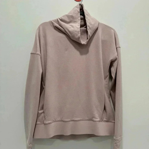 Lululemon Go Forward Blush Pink Pullover‎ Turtleneck Sweatshirt Size 8 - Picture 2 of 10